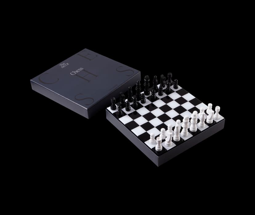 Printworks Art of Chess Set